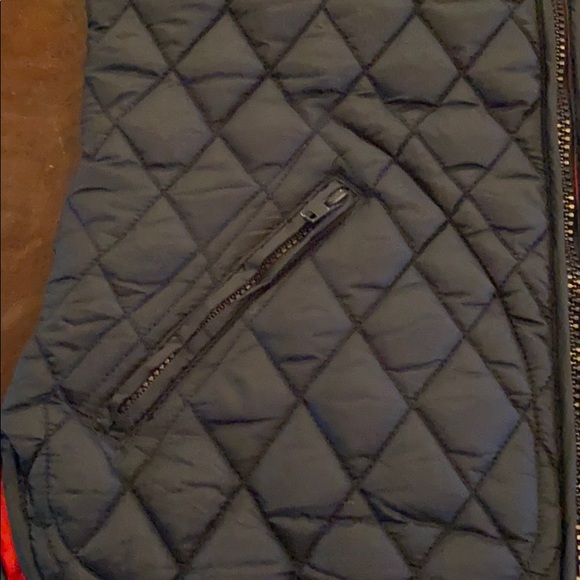Tommy Hilfiger Vest - Picture 7 of 7